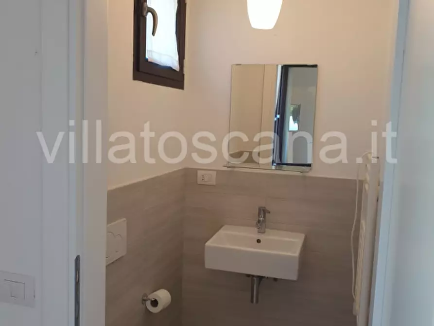 Immagine 7 di Villetta a schiera in vendita  a Castiglione Della Pescaia