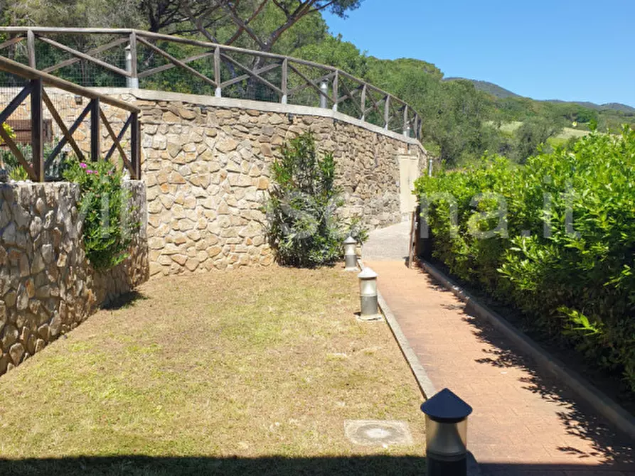Immagine 26 di Villetta a schiera in vendita  a Castiglione Della Pescaia