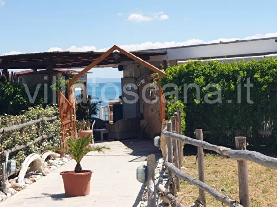 Immagine 34 di Villetta a schiera in vendita  a Castiglione Della Pescaia