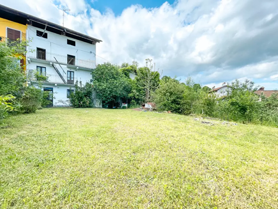 Immagine 2 di Villetta a schiera in vendita  in via casale canuggioni 28 a Borgomanero