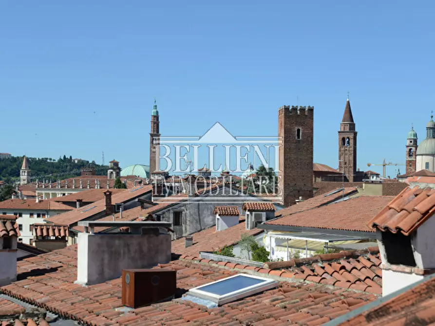 Immagine 1 di Appartamento in vendita  in Ponte degli Angeli a Vicenza