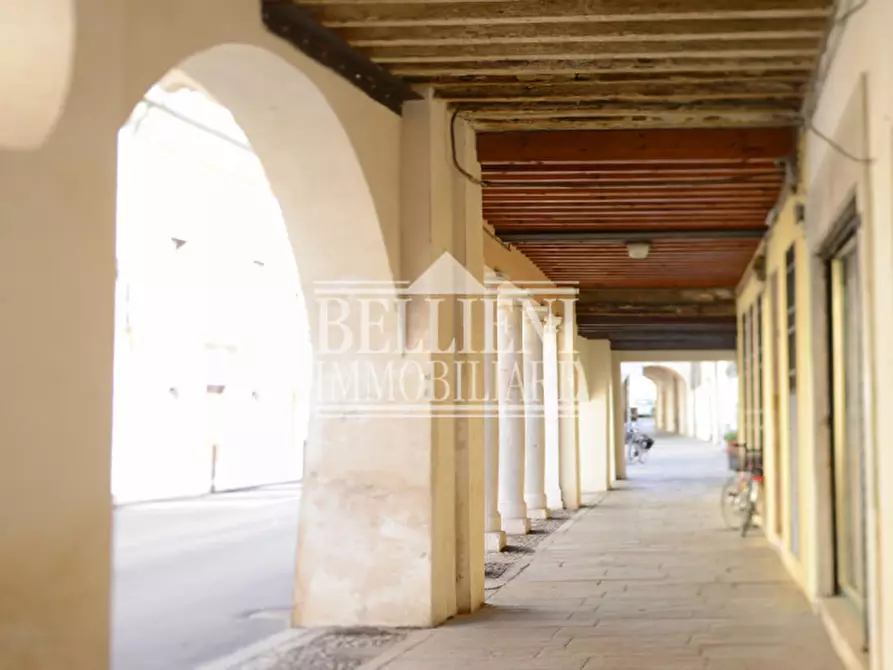 Immagine 1 di Appartamento in vendita  in Ponte degli Angeli a Vicenza