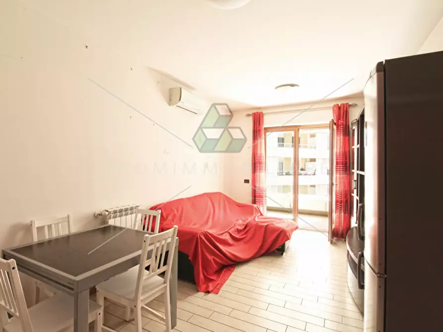 Immagine 2 di Appartamento in vendita  in Via Alessandro Terracini a Roma