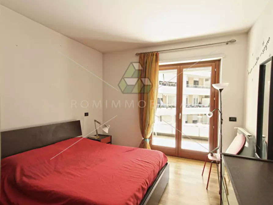 Immagine 7 di Appartamento in vendita  in Via Alessandro Terracini a Roma