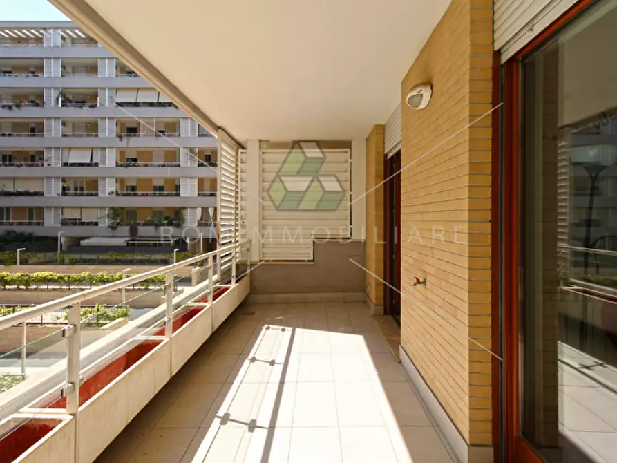 Immagine 11 di Appartamento in vendita  in Via Alessandro Terracini a Roma