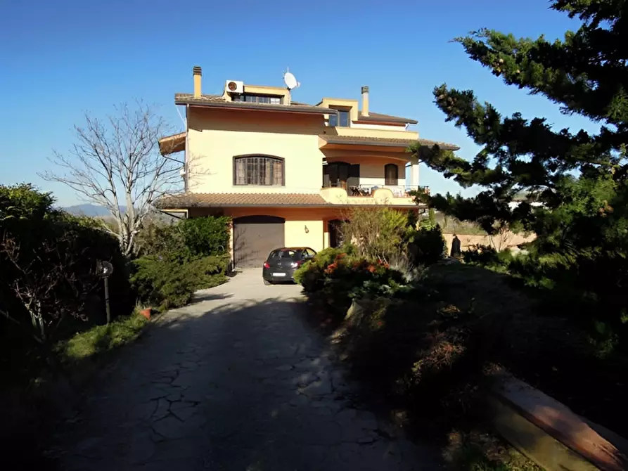 Immagine 9 di Villa in vendita  in Via Michelangelo Buonarroti, 44 a San Bartolomeo In Galdo