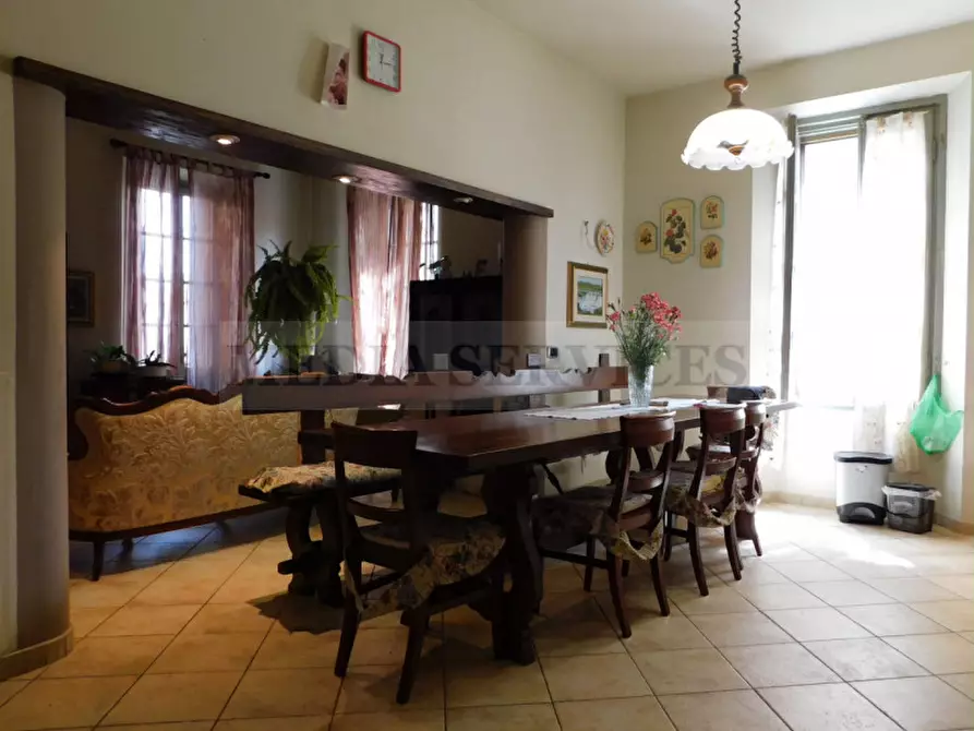 Immagine 6 di Appartamento in vendita  in via Giovanni Salvadeo n° 2 a Tromello