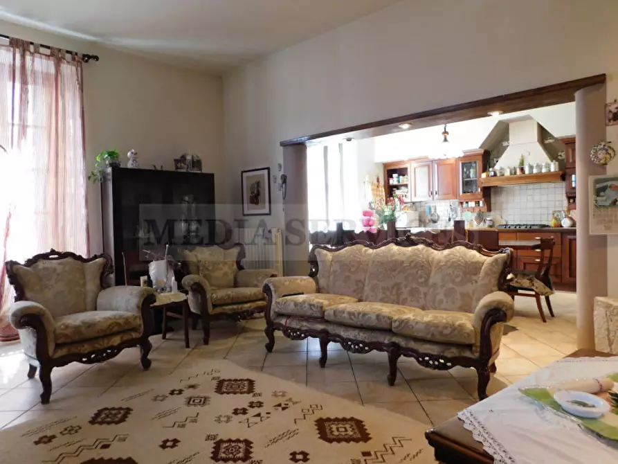 Immagine 8 di Appartamento in vendita  in via Giovanni Salvadeo n° 2 a Tromello