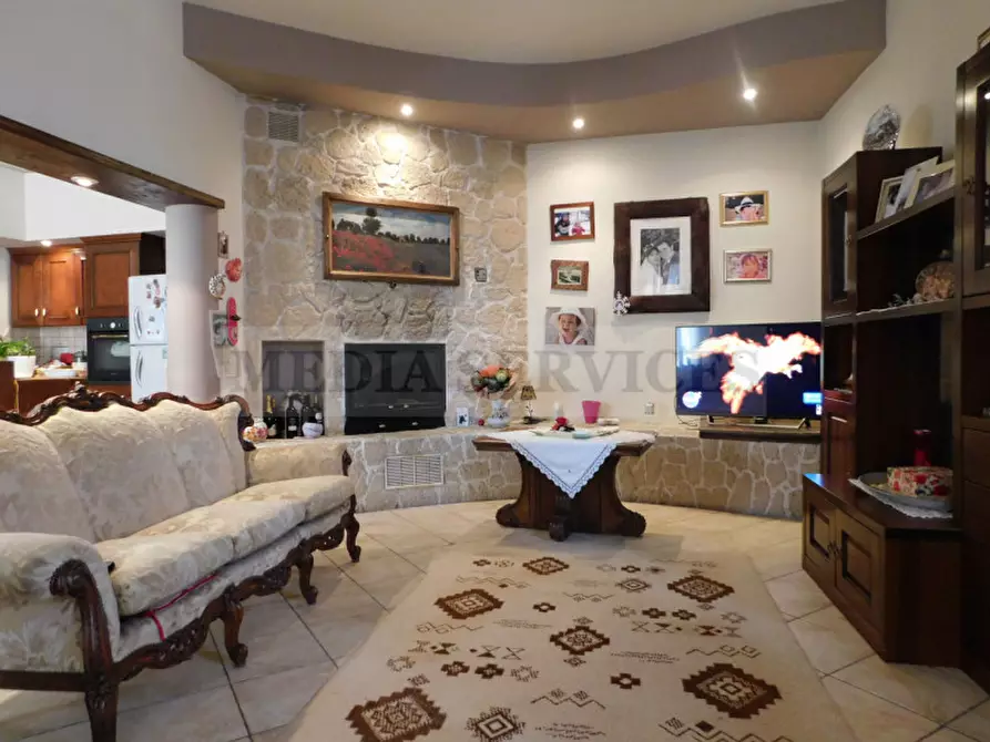 Immagine 9 di Appartamento in vendita  in via Giovanni Salvadeo n° 2 a Tromello