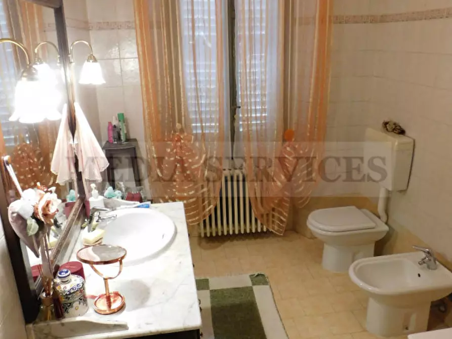 Immagine 14 di Appartamento in vendita  in via Giovanni Salvadeo n° 2 a Tromello