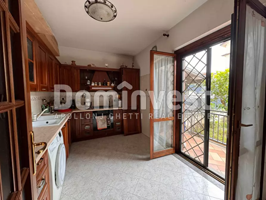 Immagine 35 di Villa in vendita  in Via Cineto Romano a Guidonia Montecelio