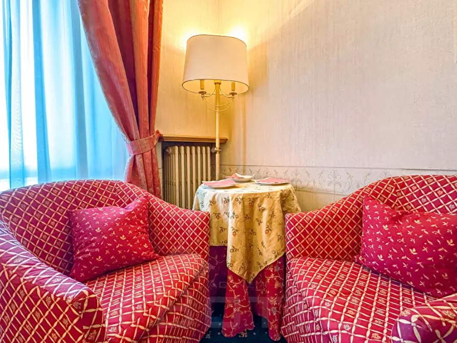 Immagine 5 di Hotel in vendita  a Borgomanero