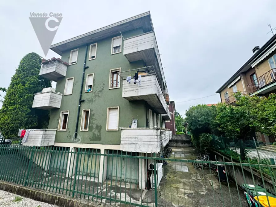 Immagine 1 di Appartamento in vendita  in Via Ca' Magno a Padova