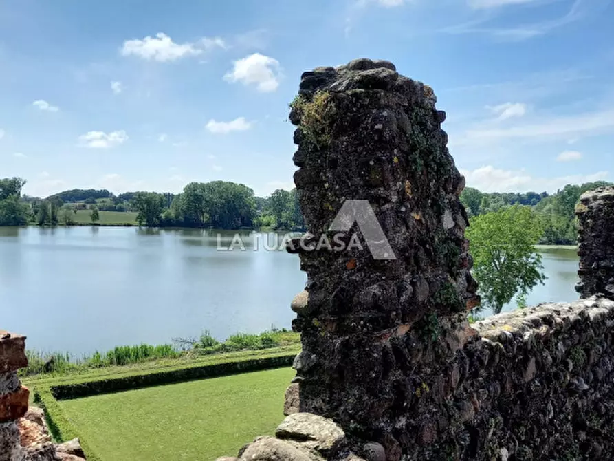 Immagine 8 di Rustico / casale in vendita  a Peschiera Del Garda