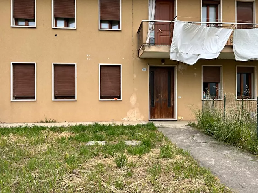 Immagine 1 di Appartamento in vendita  a Piacenza D'adige