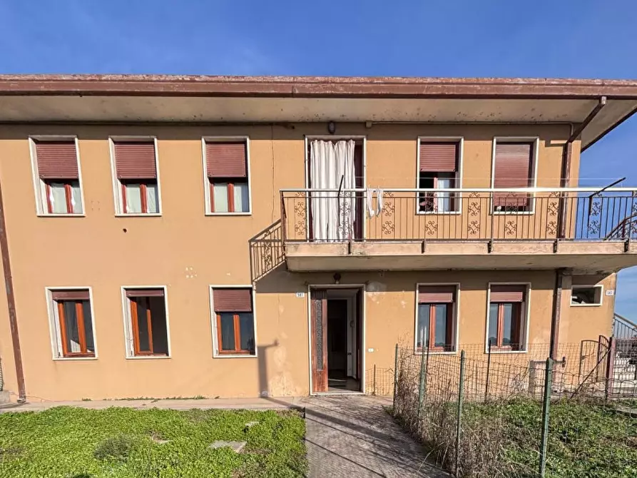 Immagine 1 di Appartamento in vendita  a Piacenza D'adige