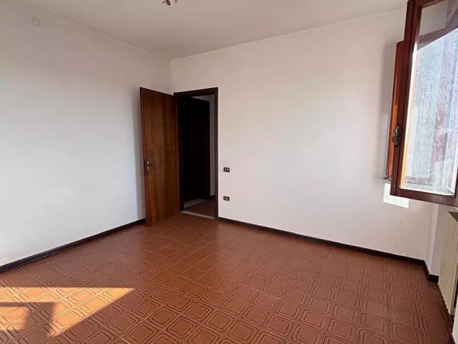 Immagine 11 di Appartamento in vendita  a Piacenza D'adige