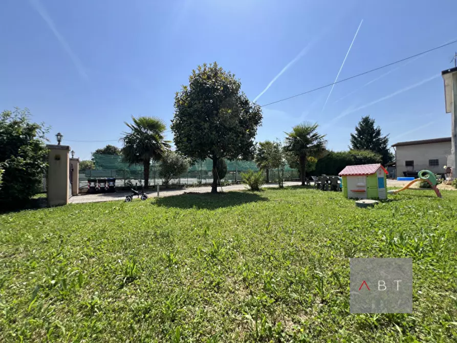 Immagine 1 di Appartamento in vendita  a Villa Del Conte