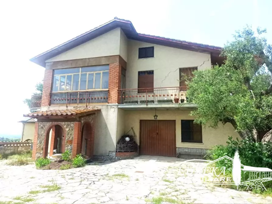 Immagine 1 di Villa in vendita  in Gioiella a Castiglione Del Lago