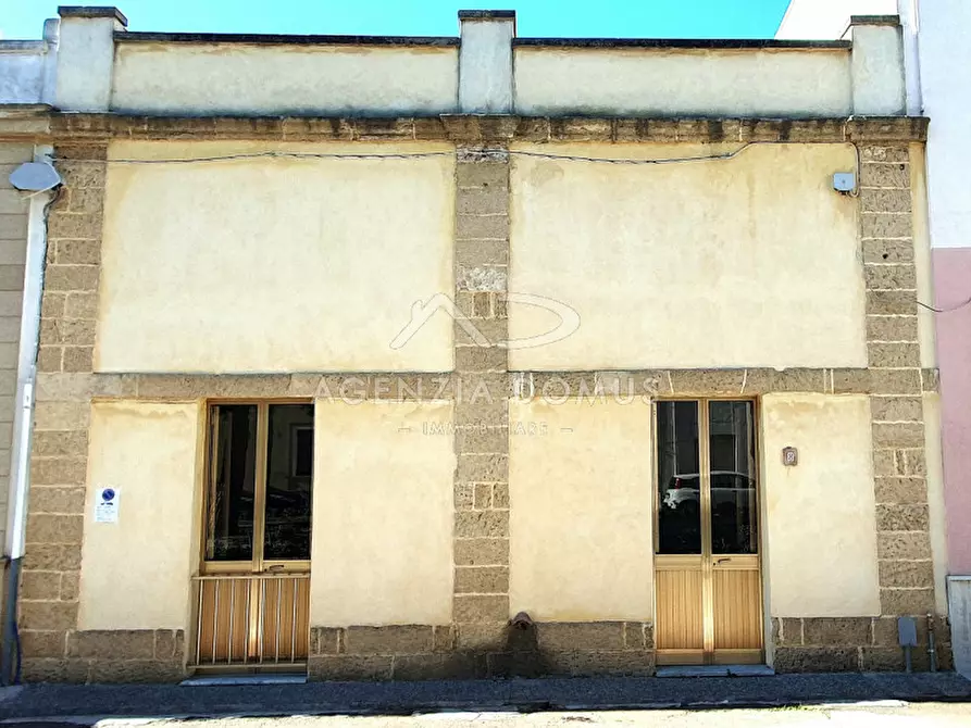 Immagine 1 di Casa indipendente in vendita  in piazza san nicola a Taviano