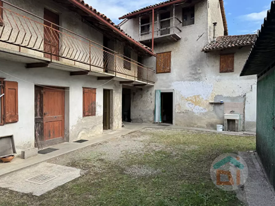 Immagine 2 di Casa indipendente in vendita  in Via Cristoforo Colombo a Moraro