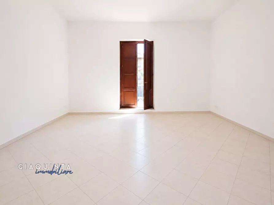 Immagine 4 di Casa indipendente in vendita  in via Giuseppe Garibaldi n 21 a Palagonia