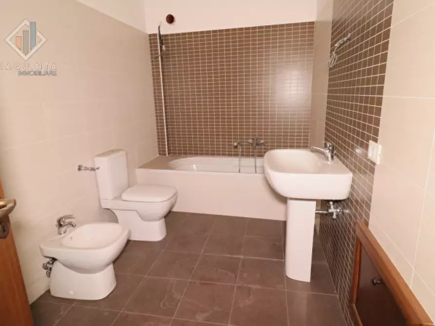 Immagine 22 di Casa indipendente in vendita  in via Giuseppe Garibaldi n 21 a Palagonia