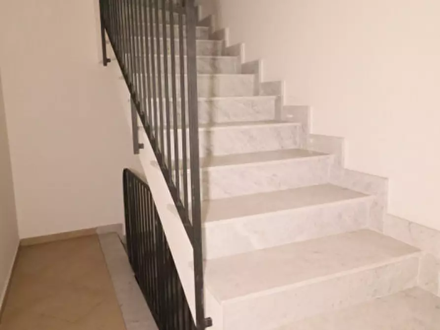 Immagine 27 di Casa indipendente in vendita  in via Giuseppe Garibaldi n 21 a Palagonia