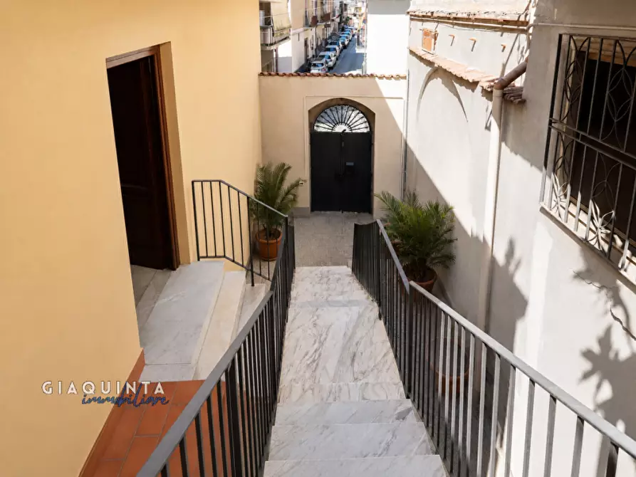 Immagine 60 di Casa indipendente in vendita  in via Giuseppe Garibaldi n 21 a Palagonia