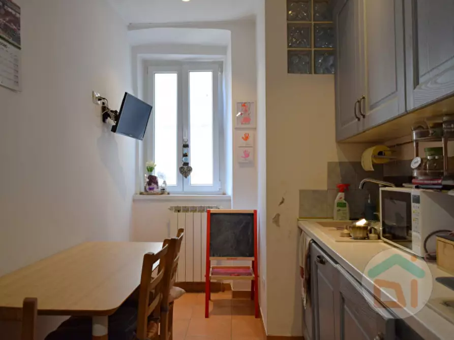 Immagine 1 di Appartamento in vendita  in Via Del Bosco a Trieste
