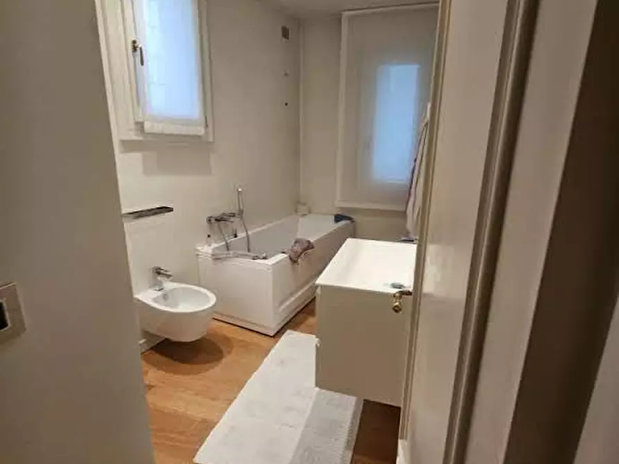 Immagine 17 di Appartamento in vendita  in via vandelli a Padova