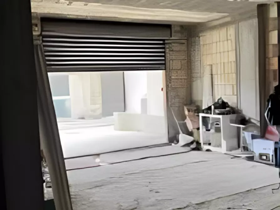 Immagine 2 di Garage in vendita  in via Pietro Nenni, 8 a Satriano