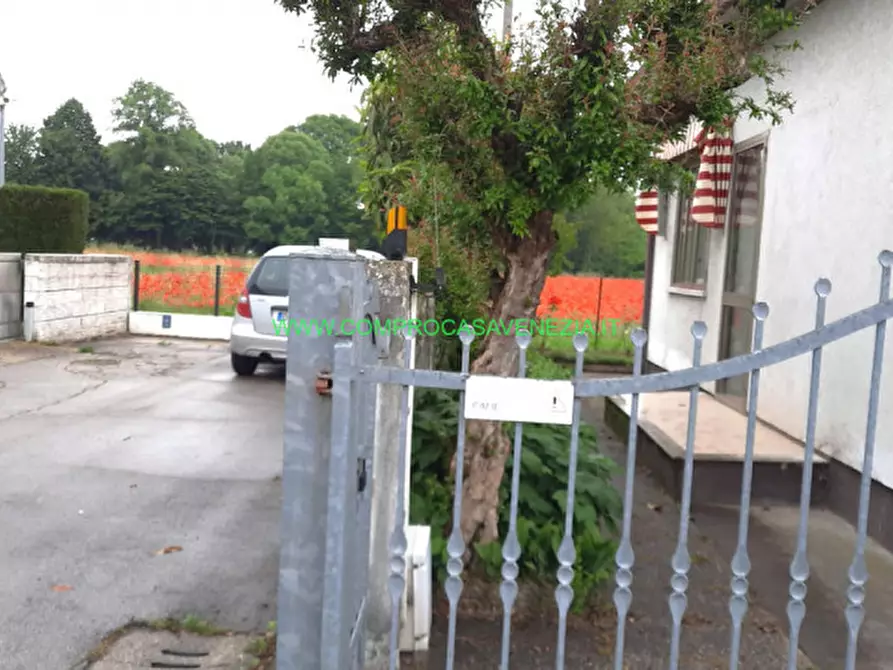 Immagine 5 di Casa indipendente in vendita  a Casale Sul Sile