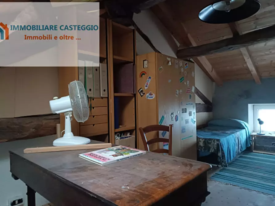 Immagine 13 di Casa indipendente in vendita  in piazza vittorio veneto a Montalto Pavese