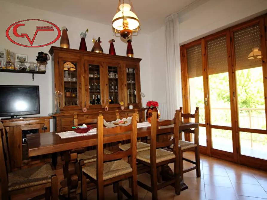 Immagine 3 di Casa trifamiliare in vendita  in Via Martiri della libertà a San Giovanni Valdarno