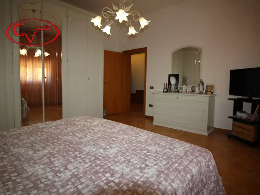 Immagine 11 di Casa trifamiliare in vendita  in Via Martiri della libertà a San Giovanni Valdarno