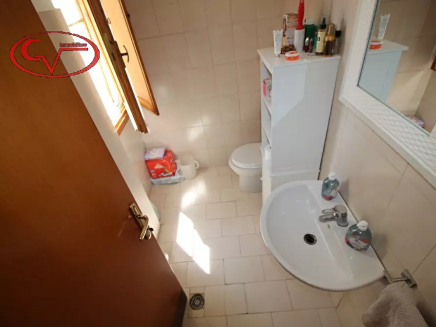 Immagine 28 di Casa trifamiliare in vendita  in Via Martiri della libertà a San Giovanni Valdarno