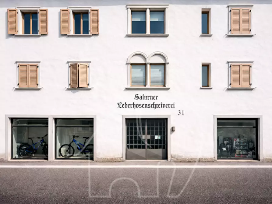 Immagine 6 di Negozio in vendita  in Via Trento a Salorno .Salurn.