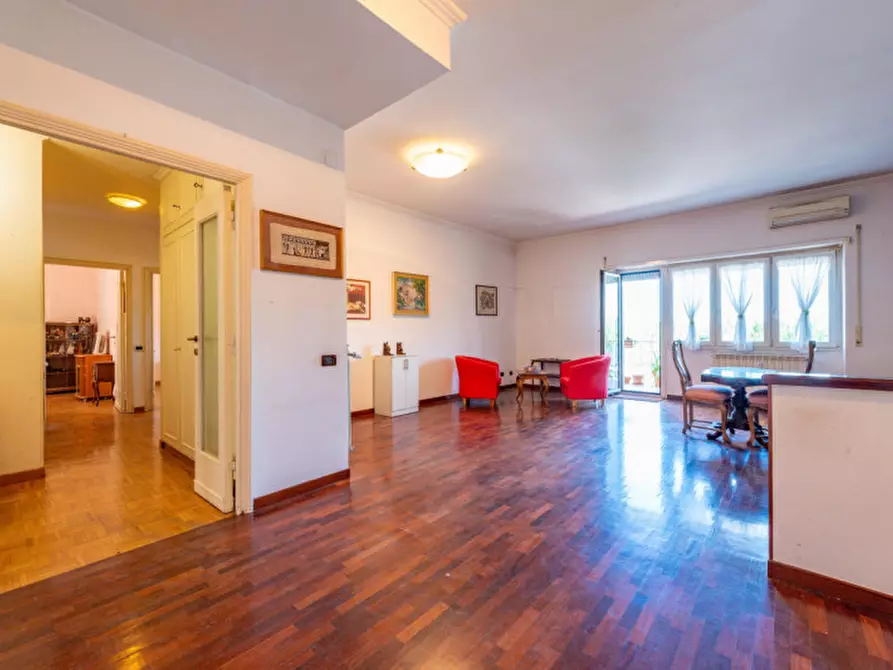 Immagine 1 di Appartamento in vendita  in lungotevere della magliana 104 a Roma