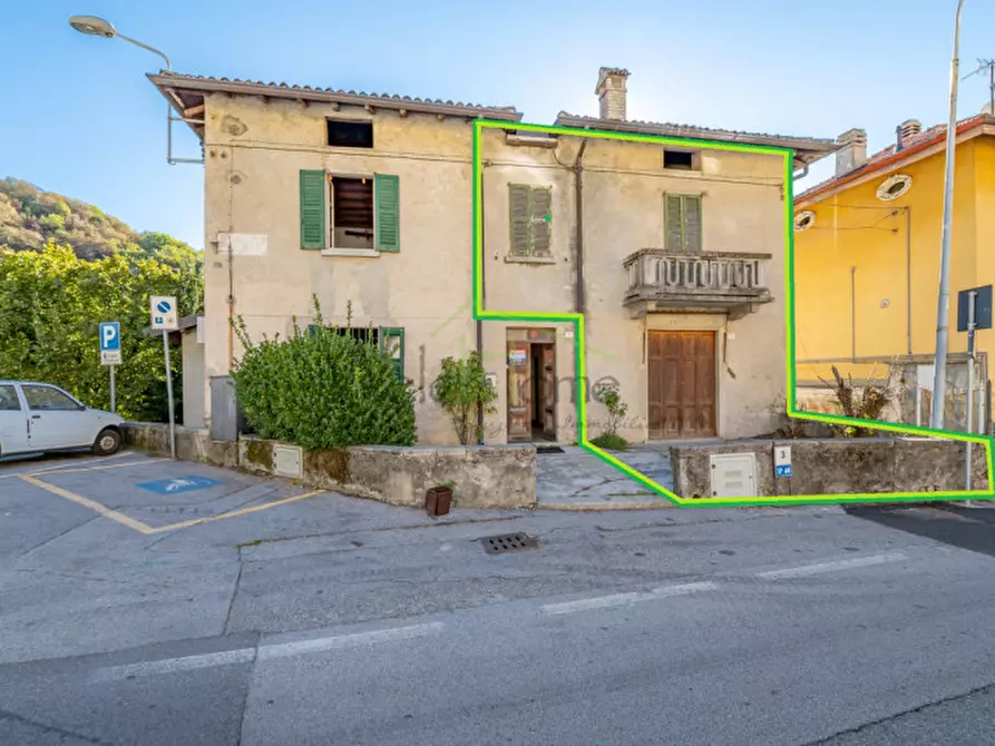 Immagine 12 di Casa bifamiliare in vendita  in Valbrona, via vittorio veneto 3 a Valbrona