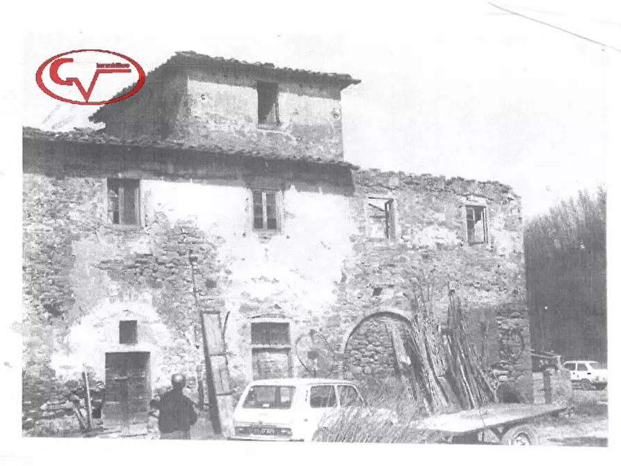 Immagine 3 di Rustico / casale in vendita  in periferia a Terranuova Bracciolini