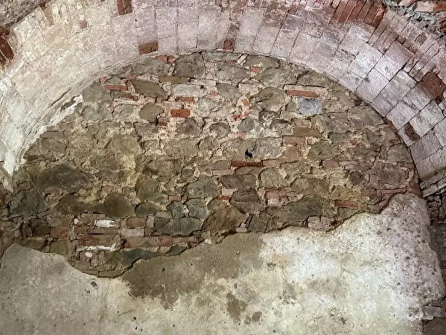 Immagine 25 di Rustico / casale in vendita  in periferia a Terranuova Bracciolini