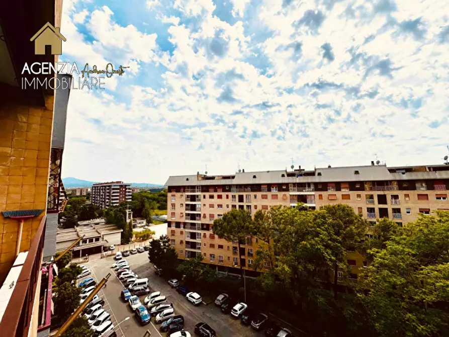 Immagine 20 di Appartamento in vendita  in piazza salvatore galgano a Roma