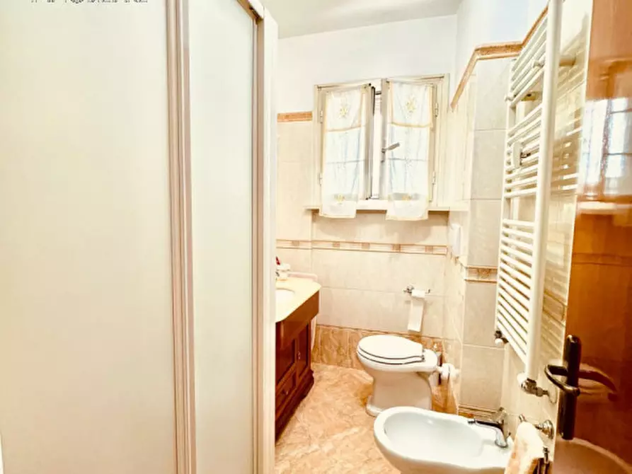 Immagine 22 di Appartamento in vendita  in piazza salvatore galgano a Roma