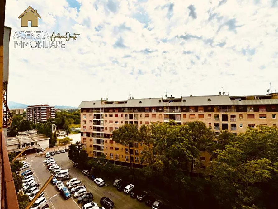 Immagine 39 di Appartamento in vendita  in piazza salvatore galgano a Roma