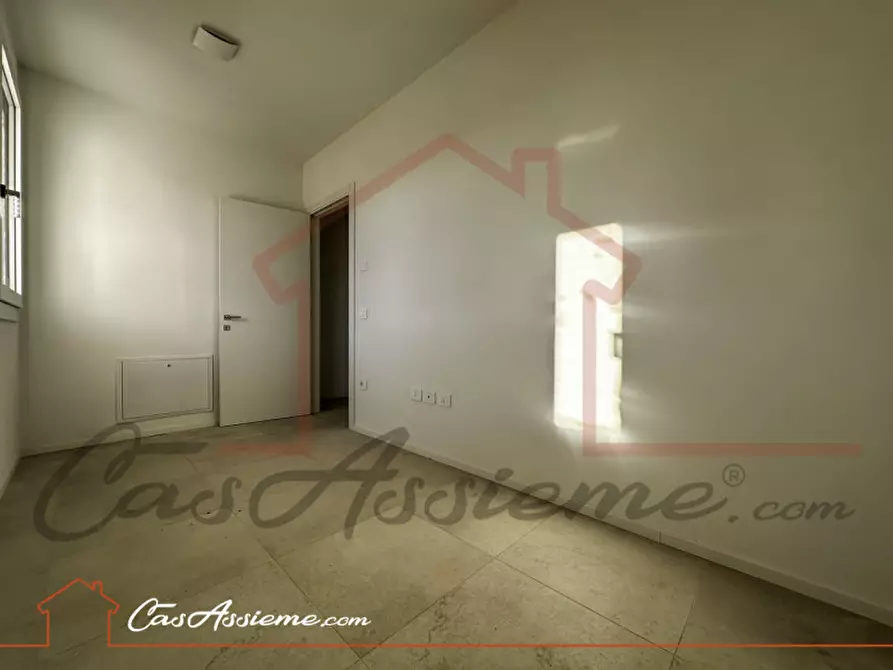 Immagine 16 di Appartamento in vendita  a Rossano Veneto