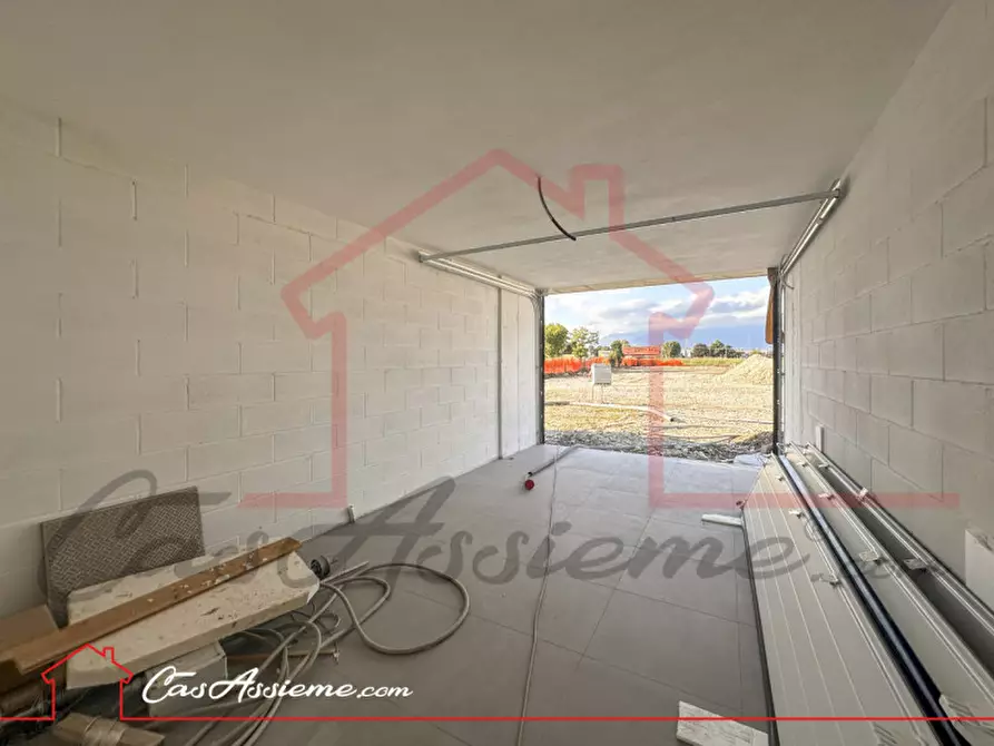 Immagine 21 di Appartamento in vendita  a Rossano Veneto