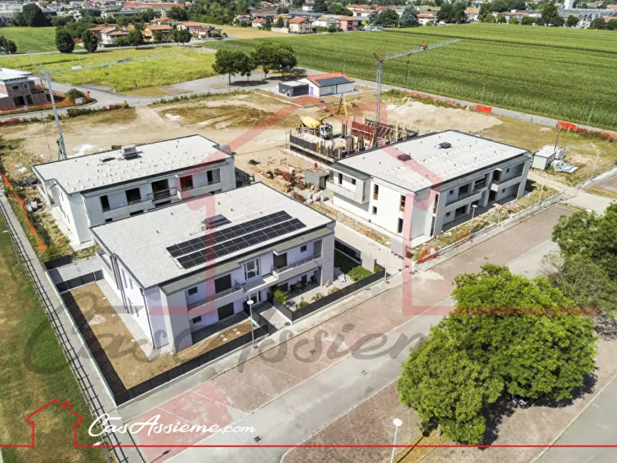 Immagine 25 di Appartamento in vendita  a Rossano Veneto