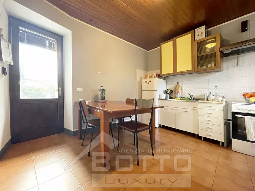 Immagine 5 di Appartamento in vendita  in Via Cavour 1 a Gignese