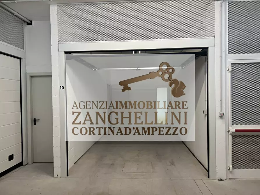 Immagine 2 di Garage in vendita  a Cortina D'ampezzo